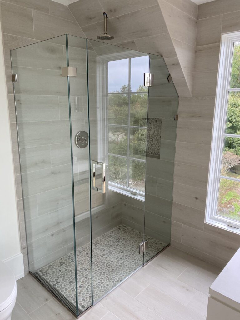 glass shower enclosre